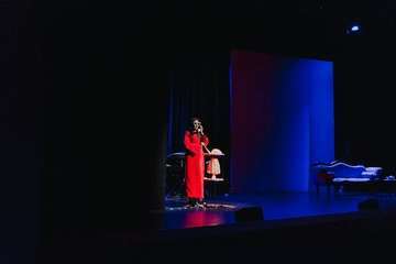 Espectáculo de la humorista y actriz Yanely Hernández en el Teatro de Telde/TA y Francisco Javier Santana.